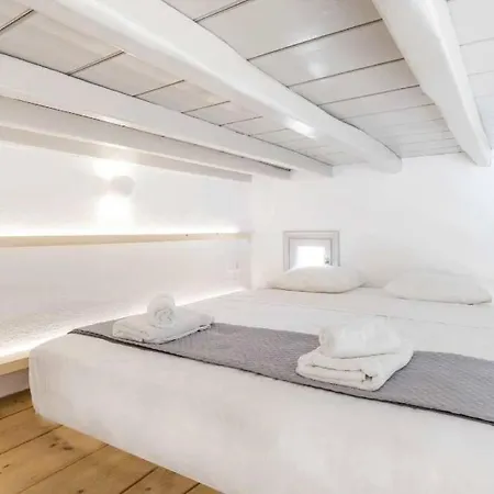 Esencia Agios Ioannis Diakoftis