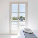 Esencia Villa *
